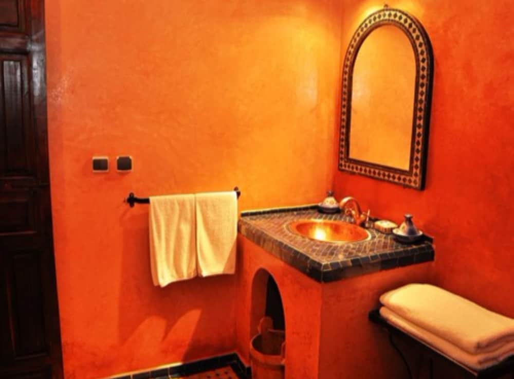 Riad Ahlam 29/33