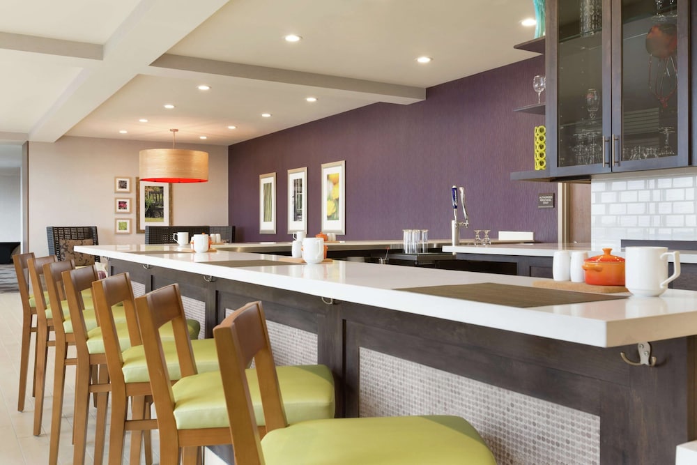 Hilton Garden Inn Pittsburgh Airport South - Robinson Mall 8/48