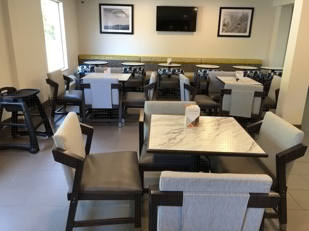Clarion Pointe Beckley, WV 40/55
