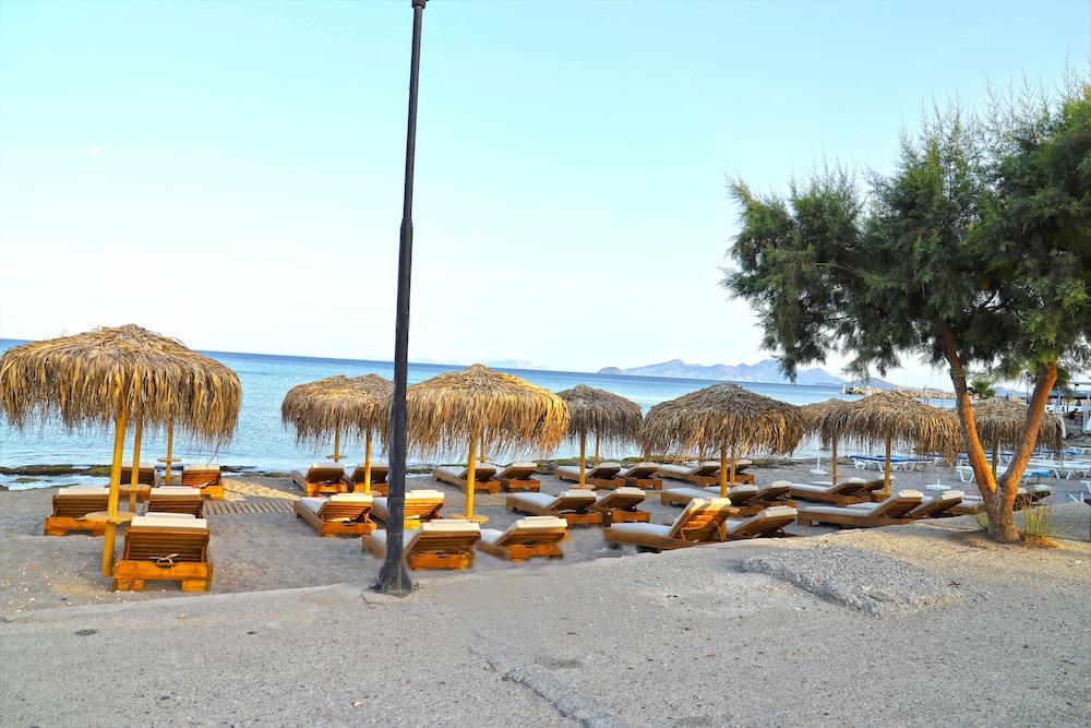 Silver Beach Hotel 39/44