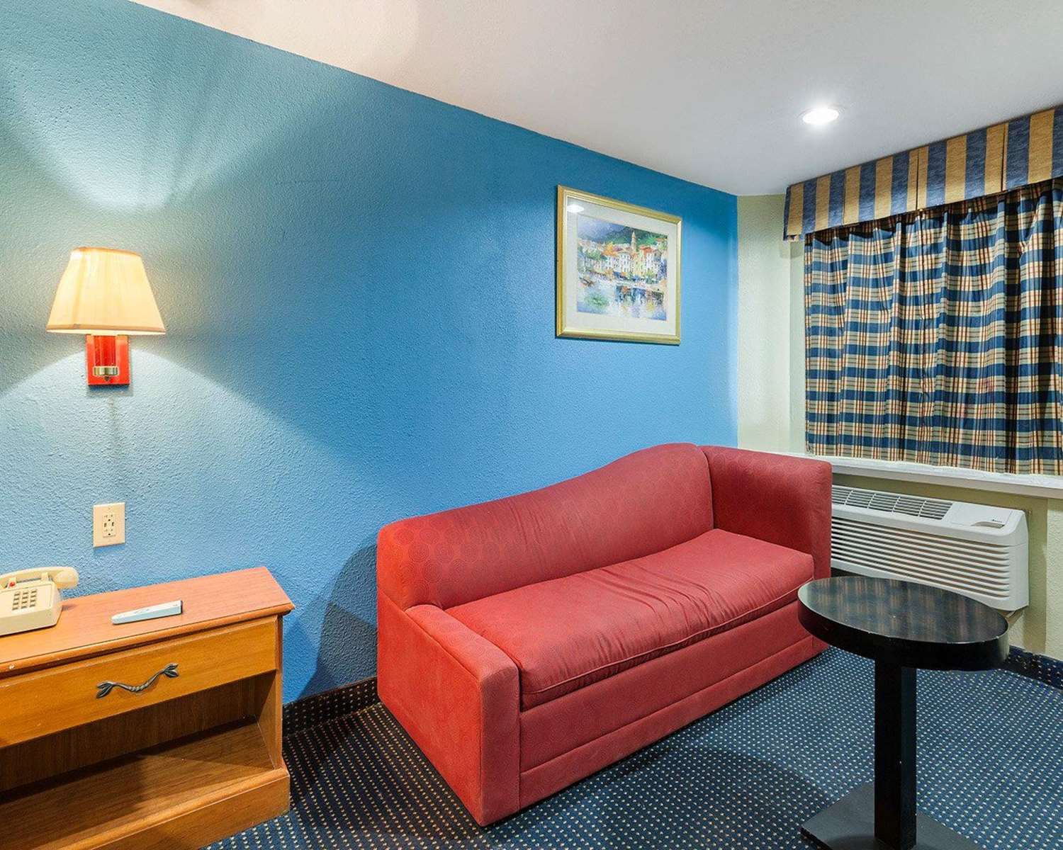 Rodeway Inn South Houston, TX 24/31