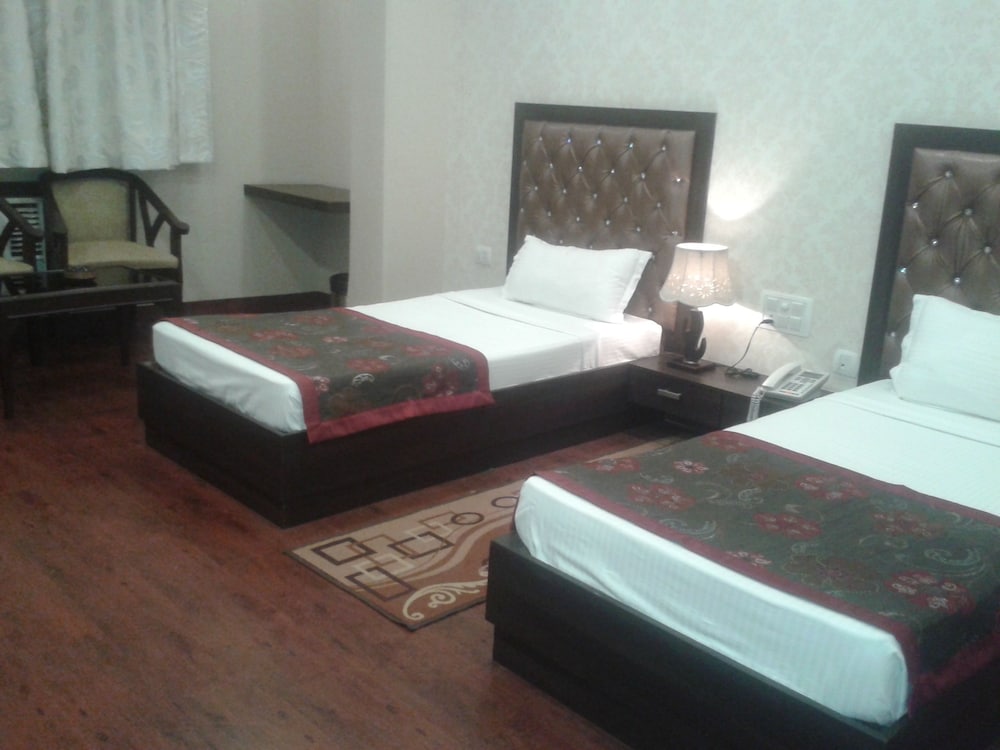 Hotel Krishnam 16/50