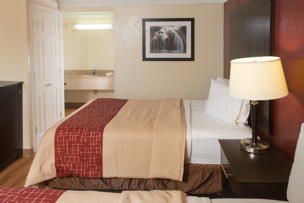 Red Roof Inn Ardmore 13/36