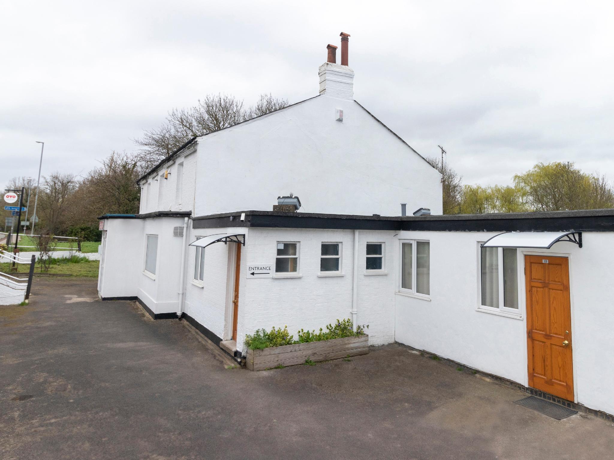 Slap Up Lodge Leyland Waters Cambridge 2/11