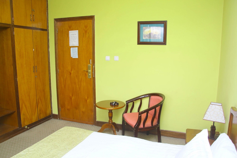 Damu Hotel 13/35