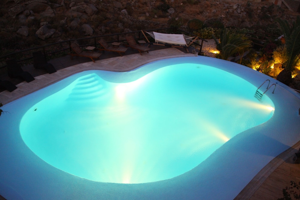 Nama Villas 15/25