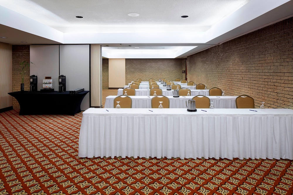 Delta Hotels By Marriott Quebec 40/44