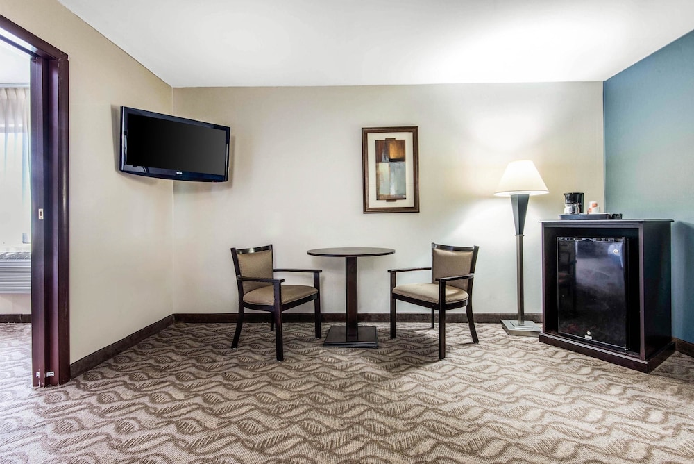 Quality Inn - Niagara Falls Blvd 39/58