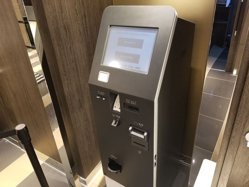 Apa Hotel Shin-Osaka-Ekiminami 52/58