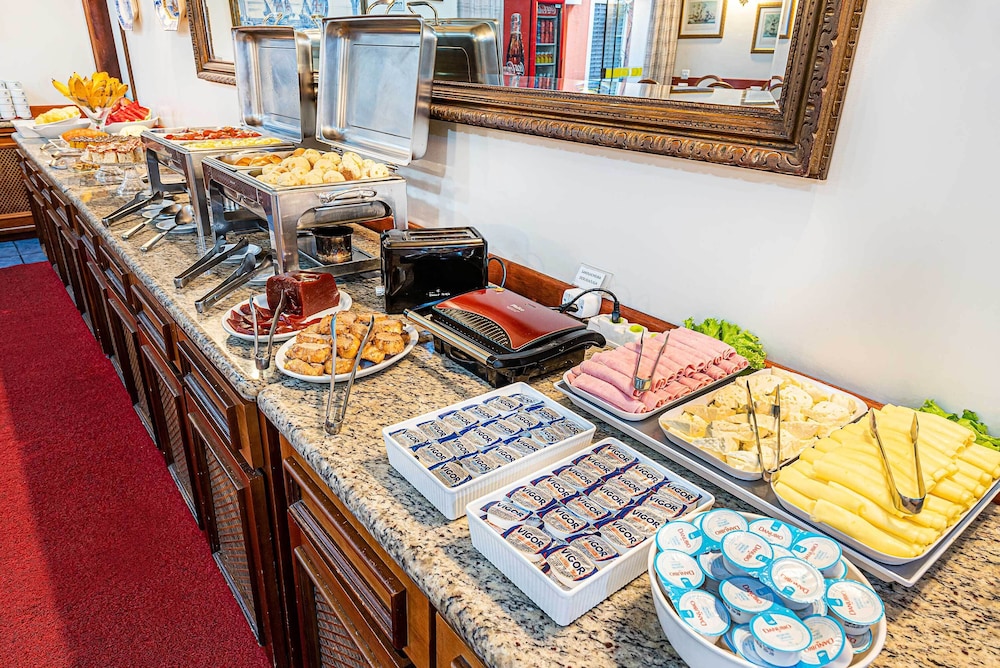 Euro Suite Campinas by Nacional Inn 48/61