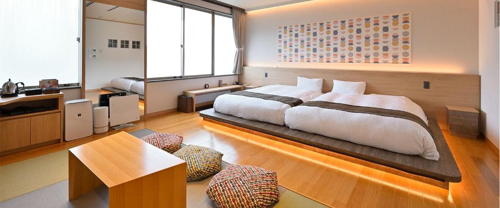 Spa, 2 Double Beds
