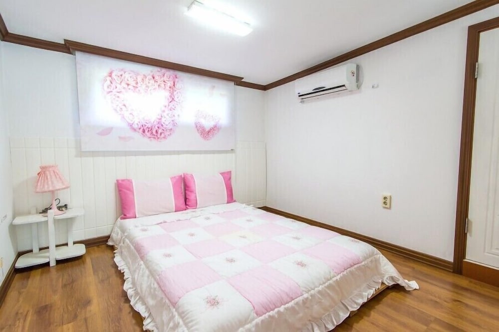 Peongcang Sunny Junny Pension 6/50