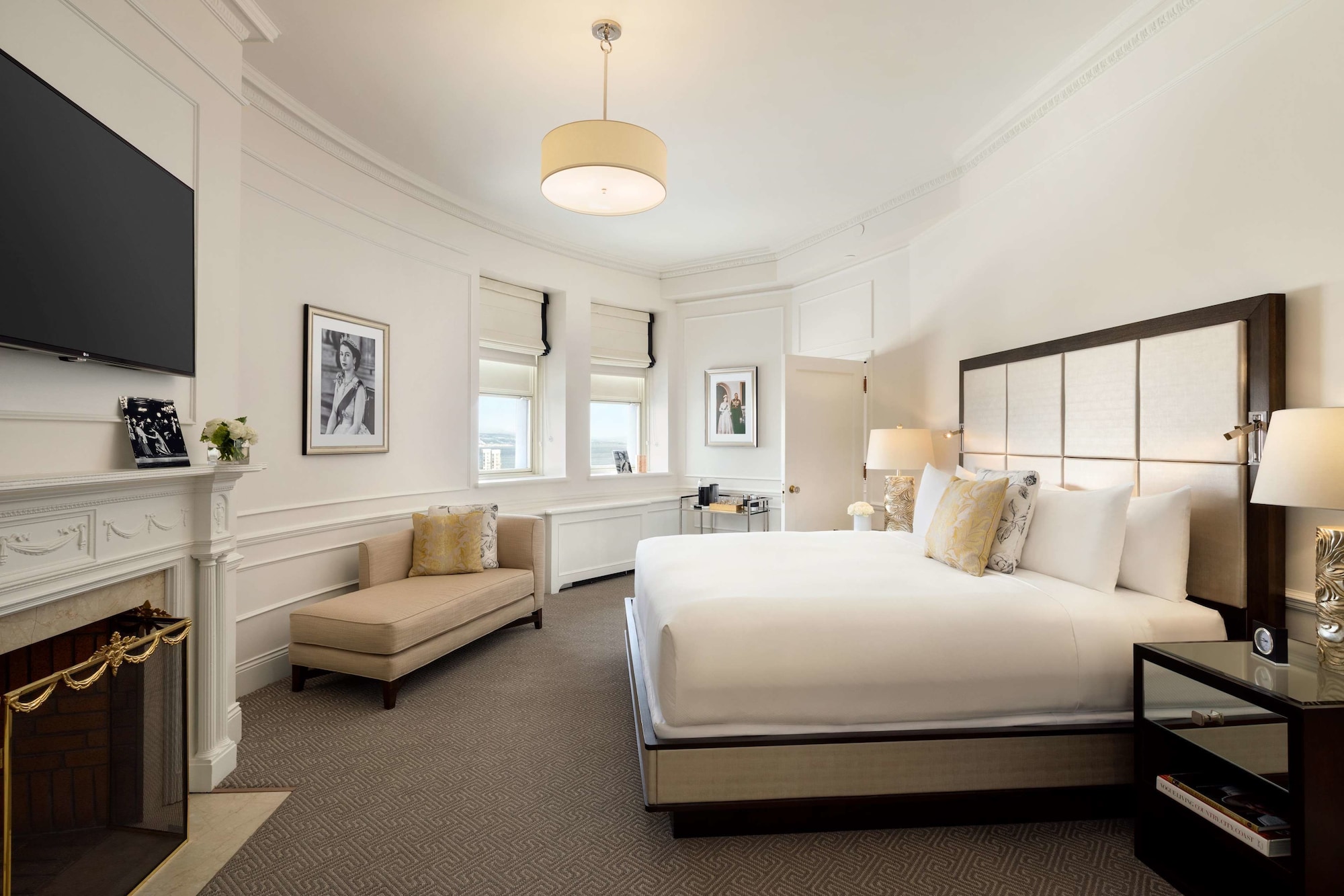 Elizabeth, Suite, King Bed