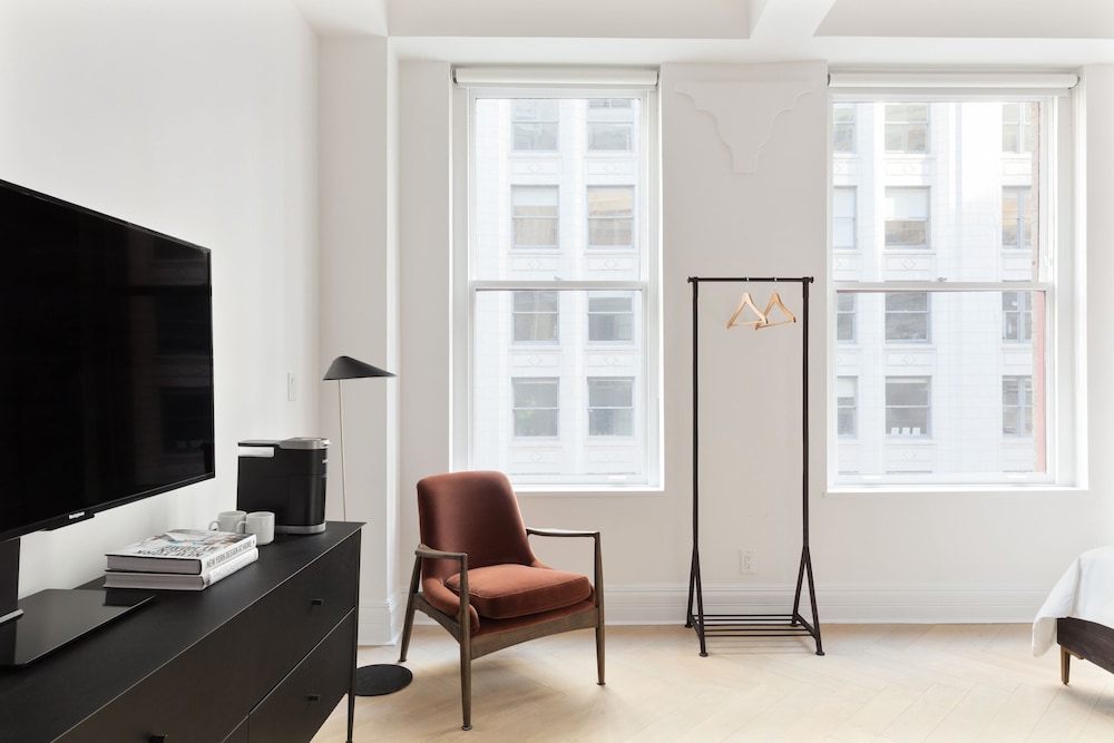 Flatiron Hotel 44/62