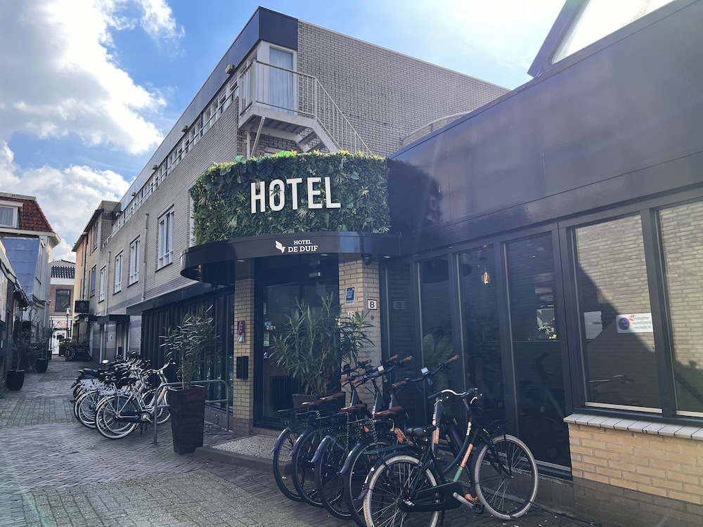 Hotel de Duif 43/50