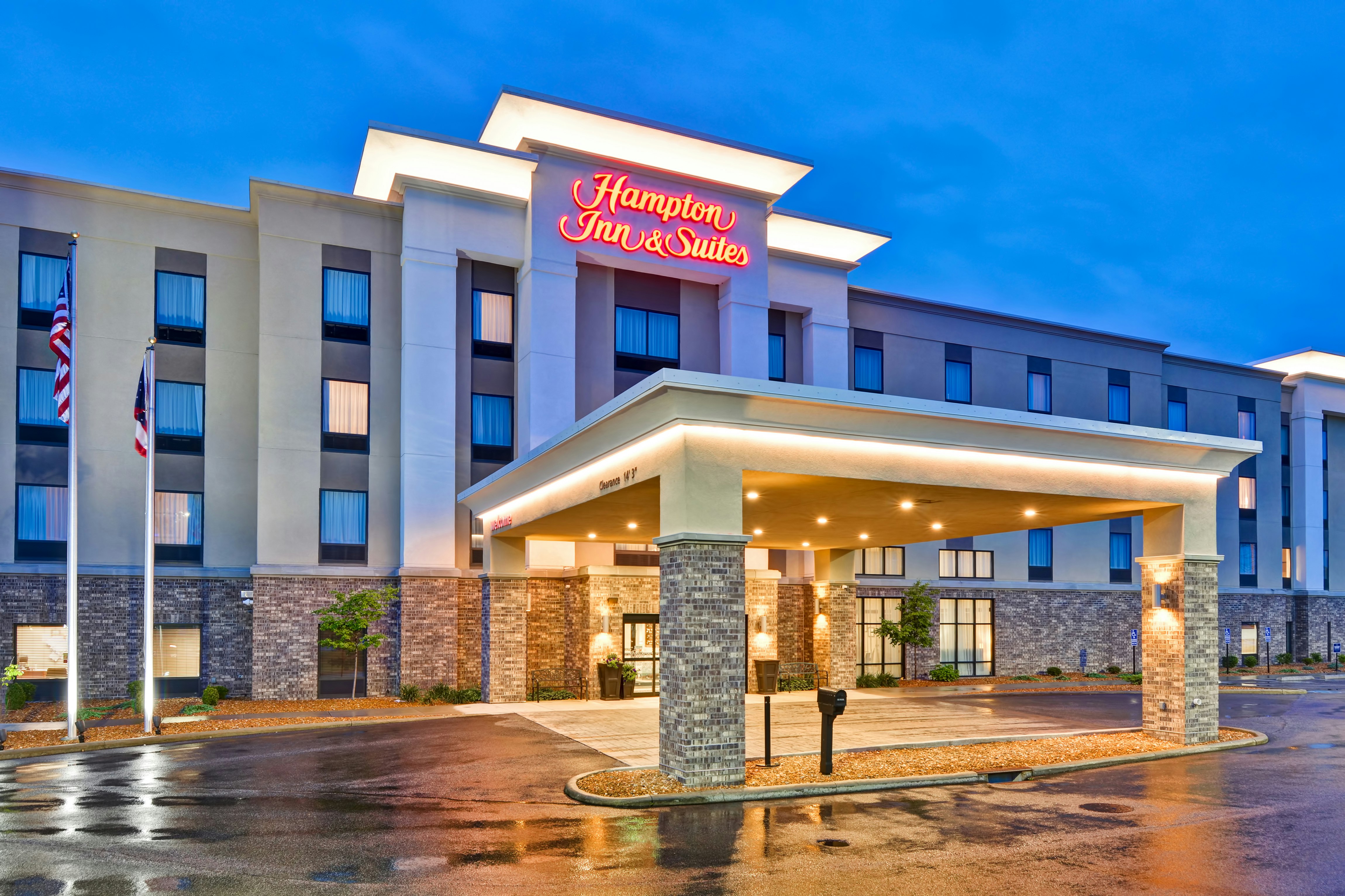 Hampton Inn & Suites Ashland 45/47