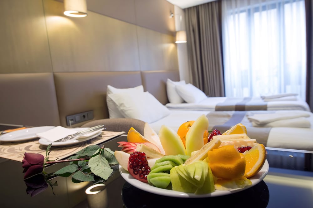 Gk Regency Suites Hotel 33/54