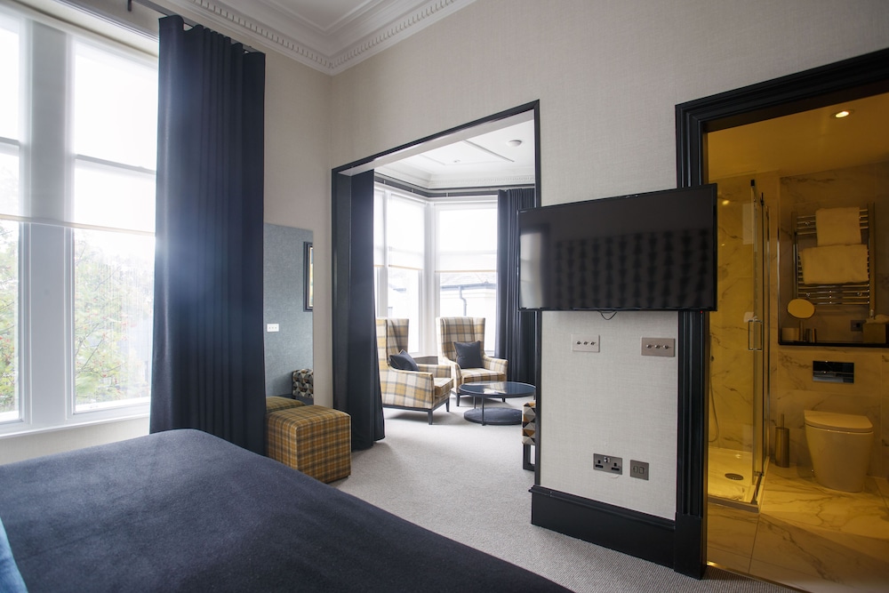 The Chester Hotel 9/49