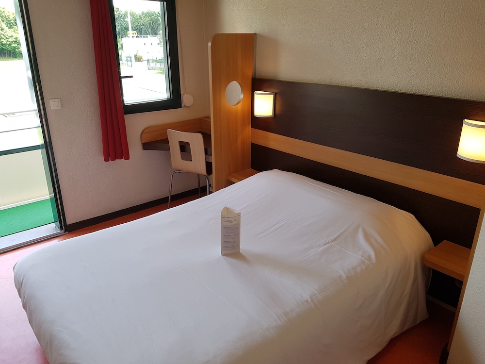 Premiere Classe Amiens Glisy 13/62