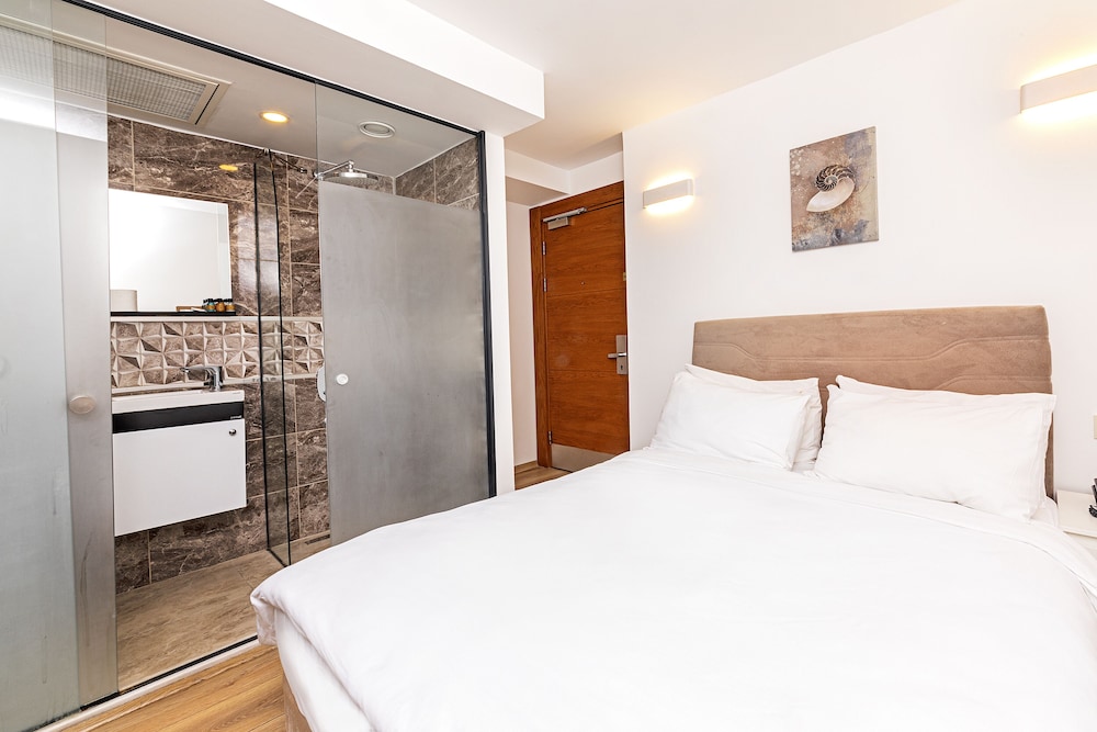 ECONOMY, DOUBLE BED
