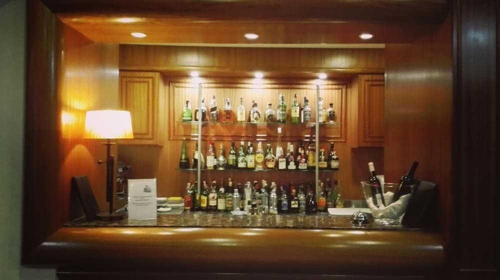 Camoes Hotel 34/48