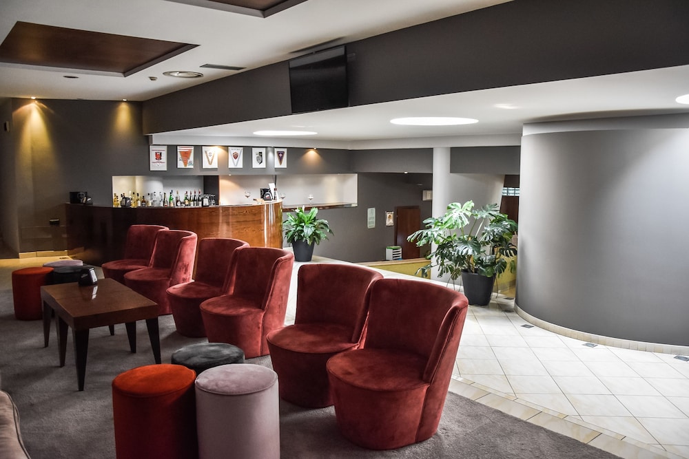 Aston Hotel 29/42