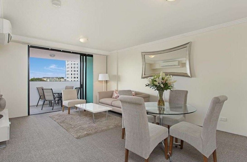 Republic Apartments 5/10