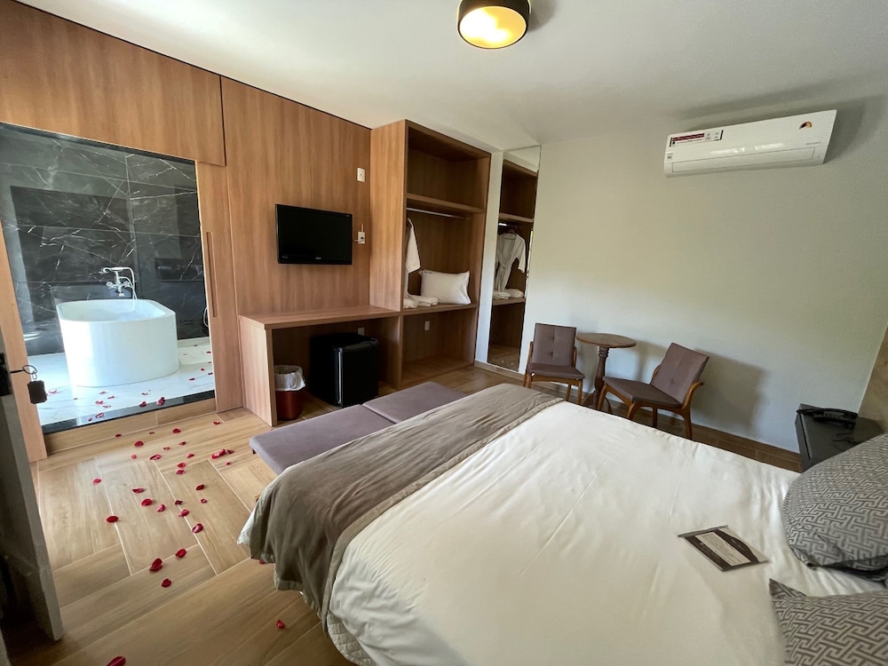 Pousada Villa Alferes 23/77