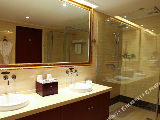 Lakeside Hotel Beijing 26/26
