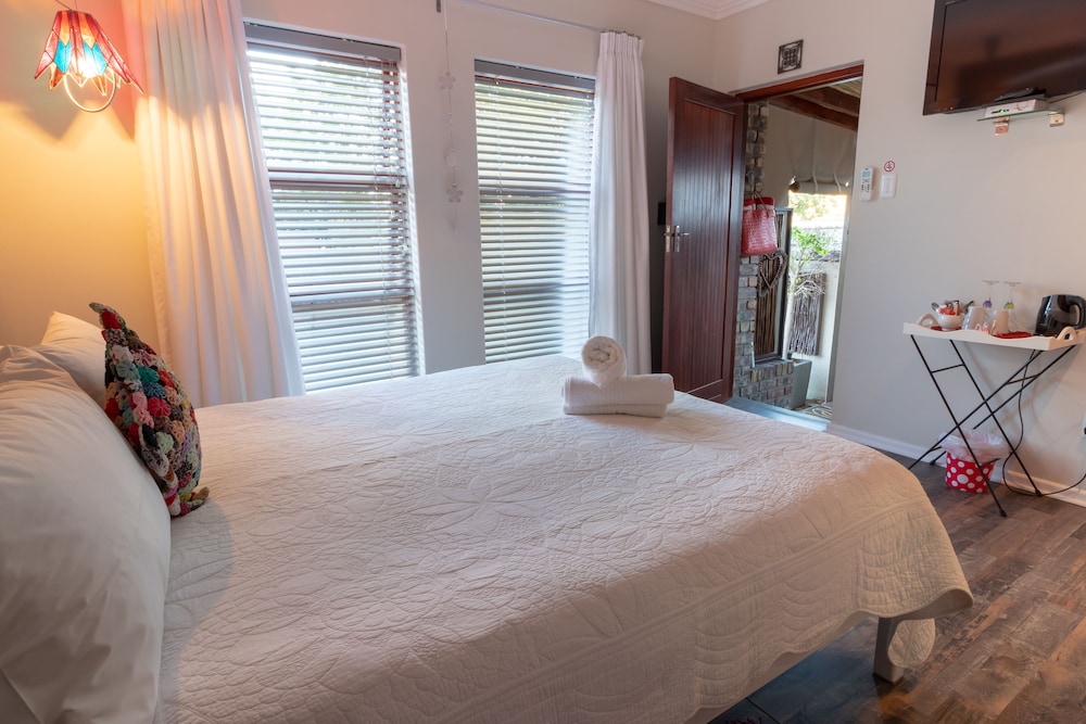 Earthbound B&B 18/50