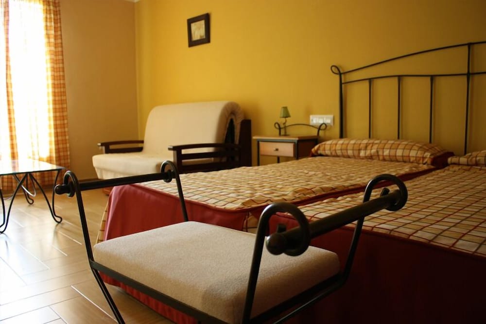 Hotel Rural Puerto Magina 32/72