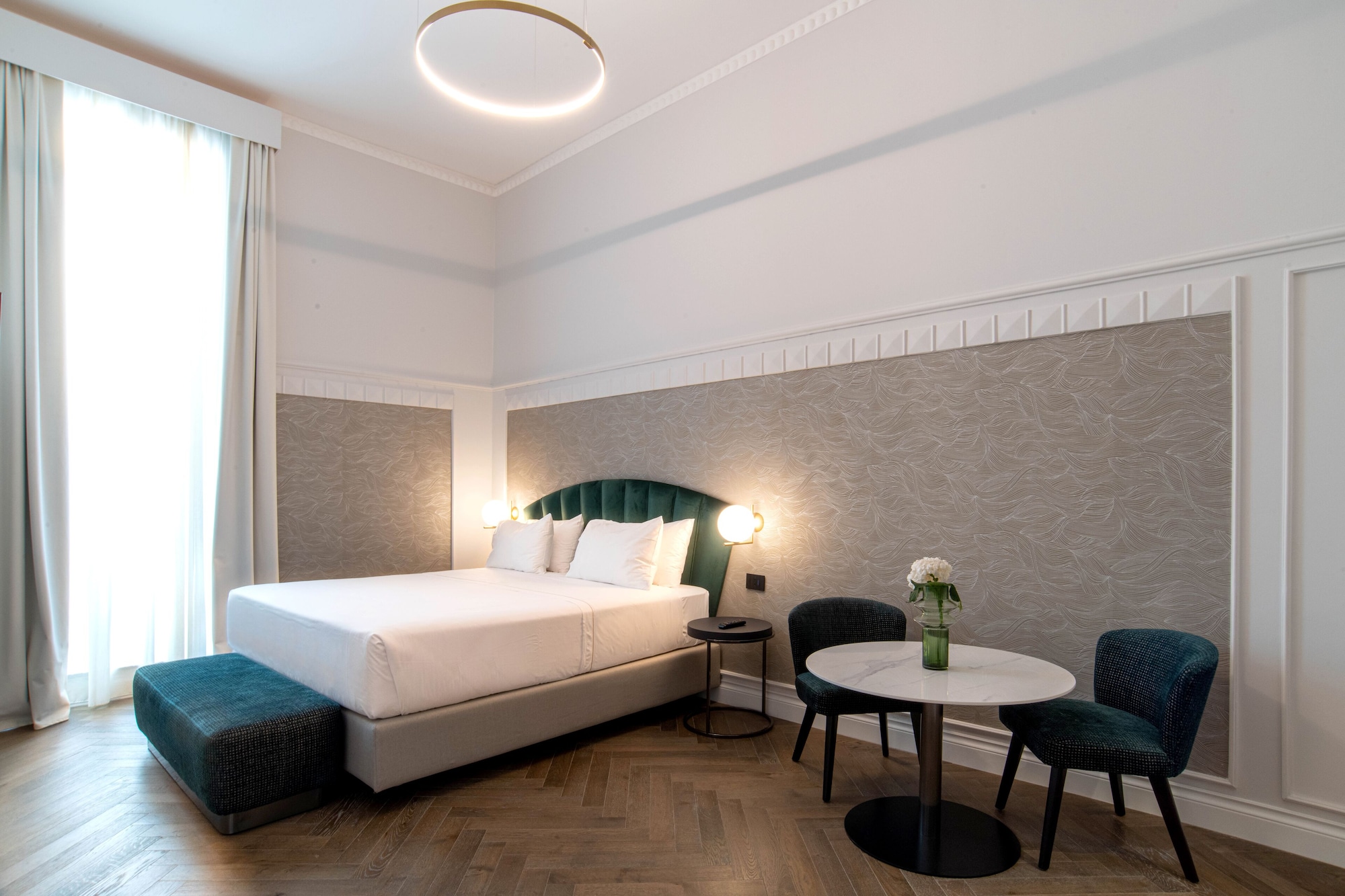 JUNIOR SUITE, STUDIO, CITY VIEW