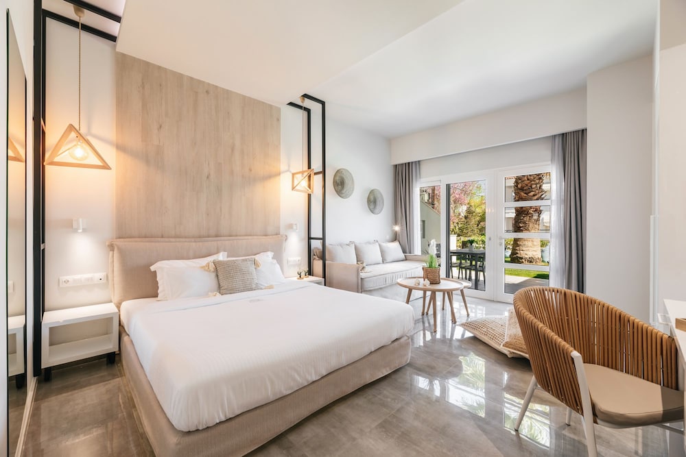 Minthi Boutique Apartments 14/50