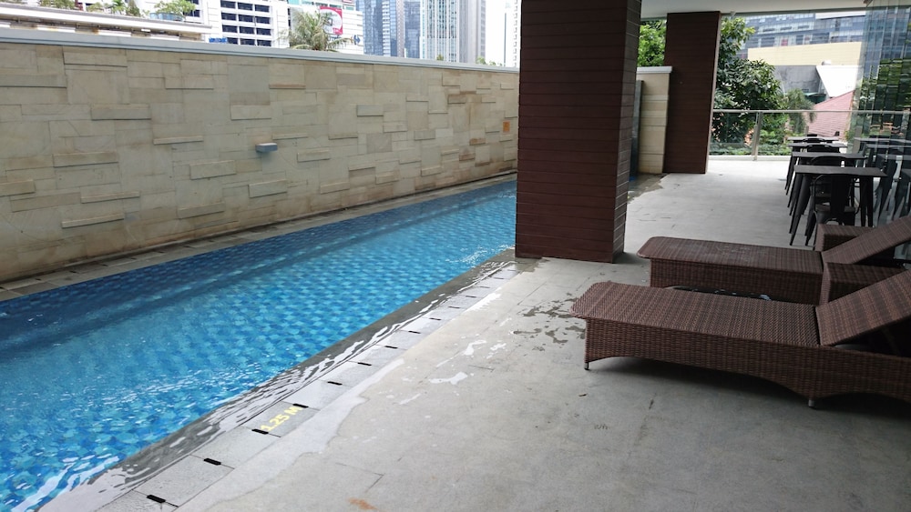 AYAKA SUITES 48/70