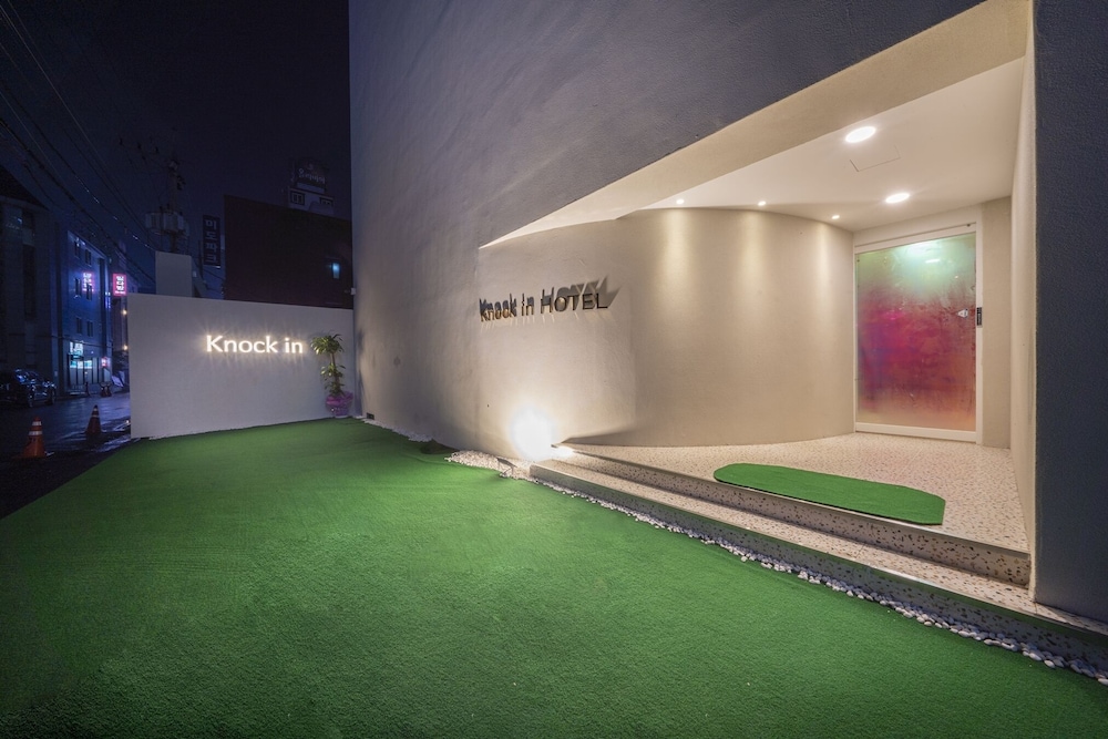 Knock In Hotel Daejeon by ANNK 45/48