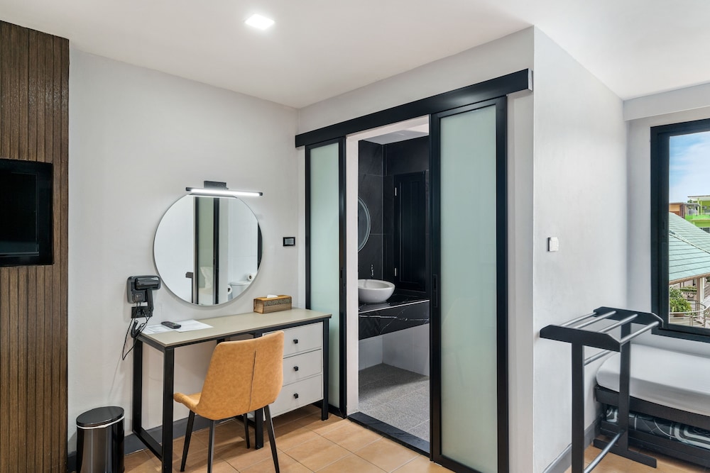 The Phulin Resort 60/60