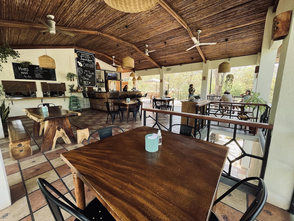 Hotel Cantarana 32/50
