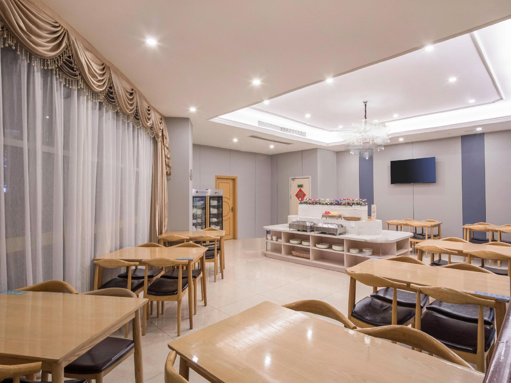 Vienna Hotel (Suzhou Jinji Lake) 36/50
