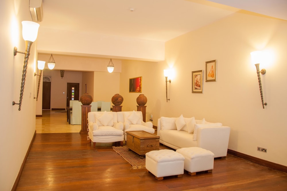 Cocoa Boutique Hotel 58/79