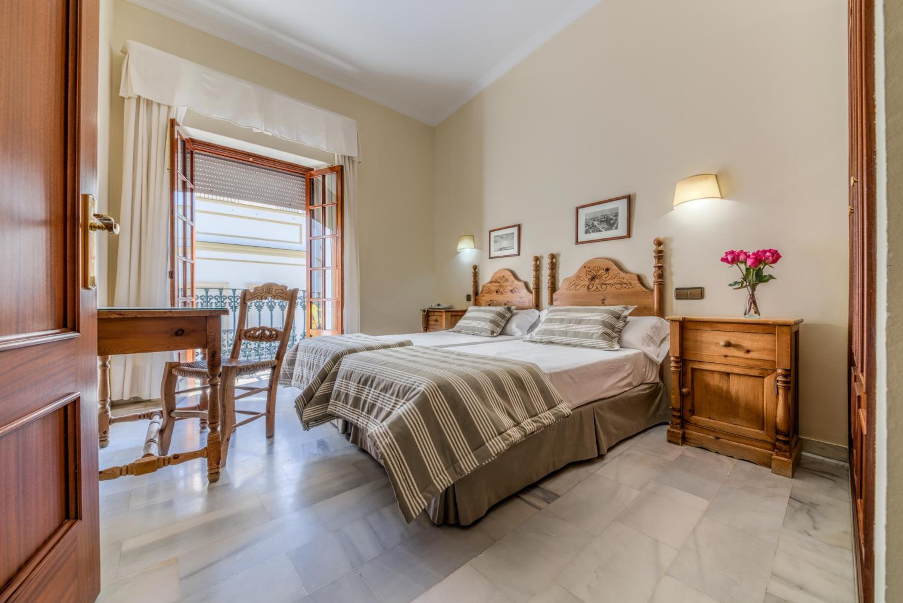 Hotel La Espanola 25/58