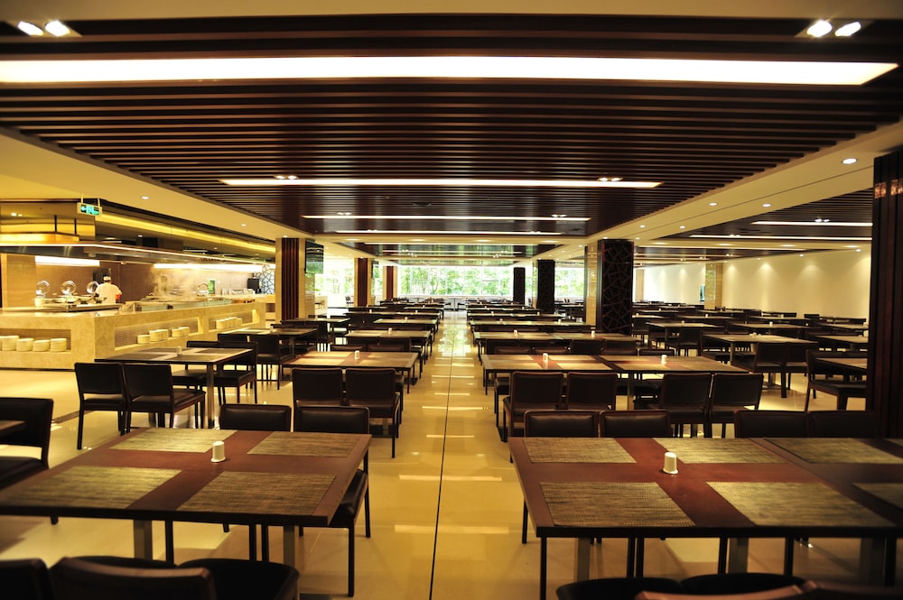 Dameisha ZTE Hotel 40/54
