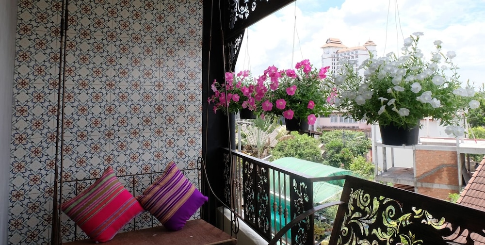 CHIANG MAI THAI HOUSE 10/71