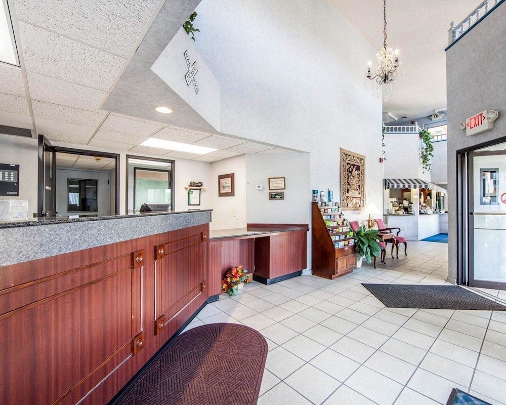 Quality Inn Ashland, KY 10/66