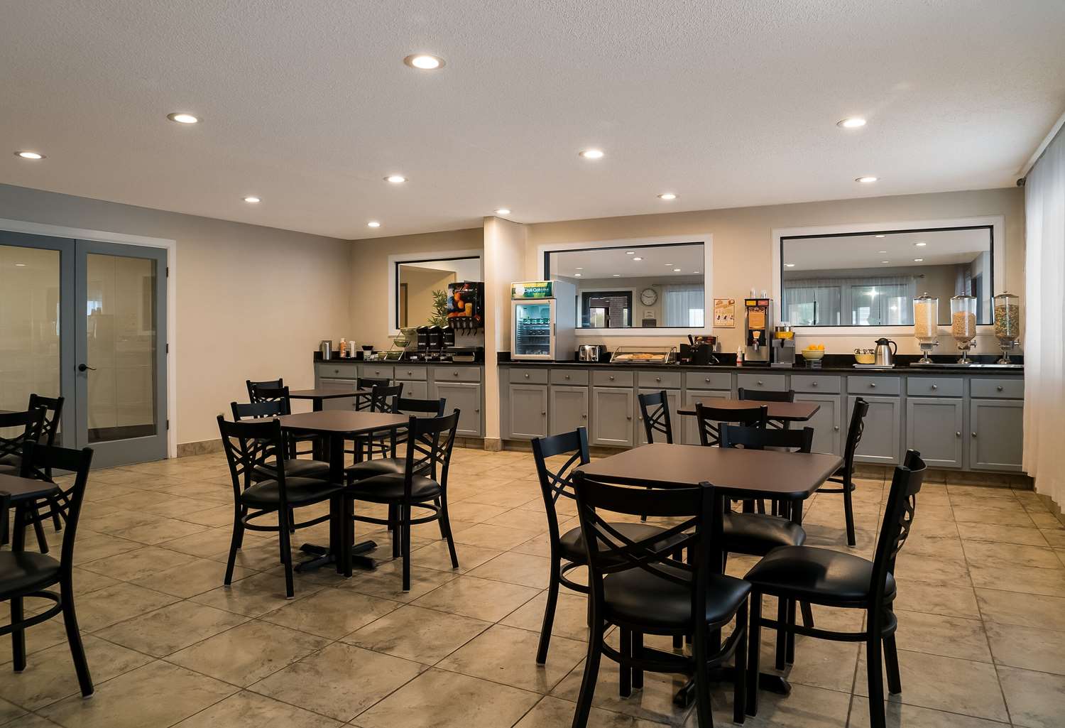 Quality Inn Grand Blanc - Flint South 20/23