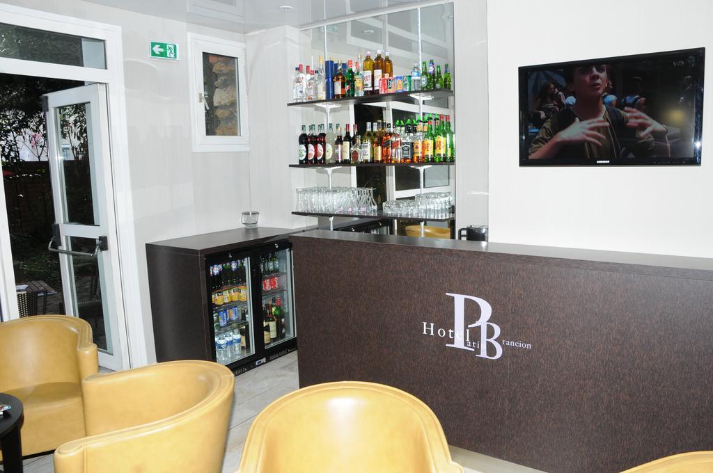 Le Patio Brancion 5/21