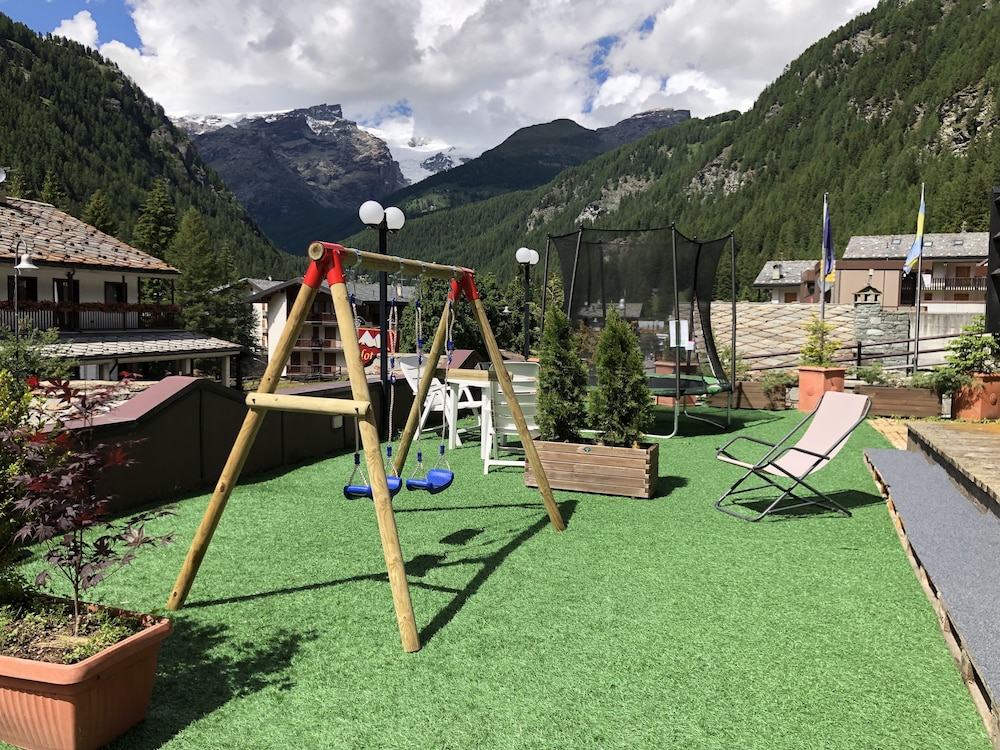 Hotel de Champoluc 26/50