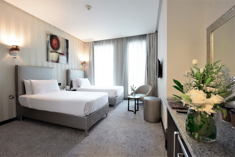 Grand Majestic Hotel Kuwait 15/50