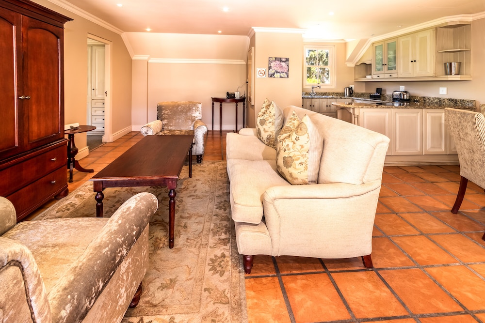 L Ermitage Franschhoek Chateau Villas 38/52