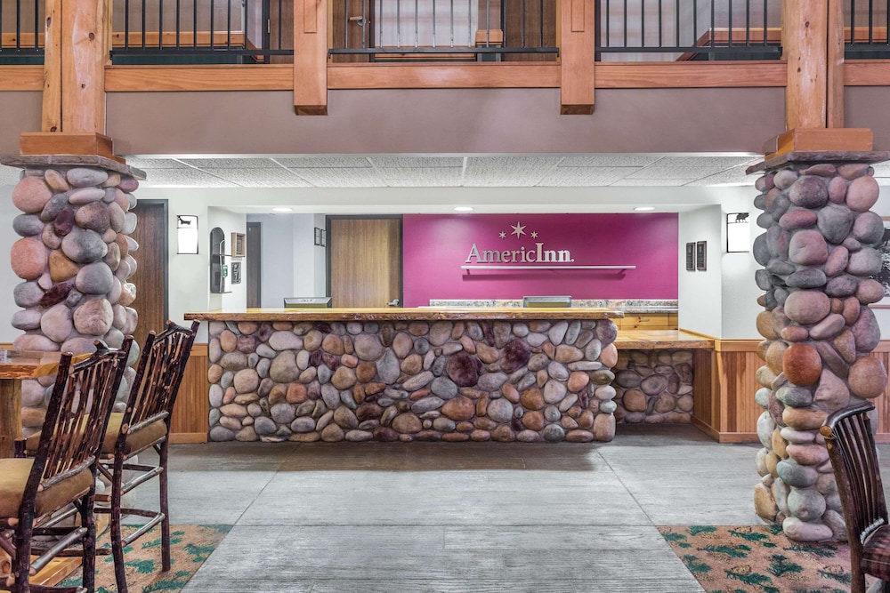 AmericInn by Wyndham Wisconsin Dells 7/30