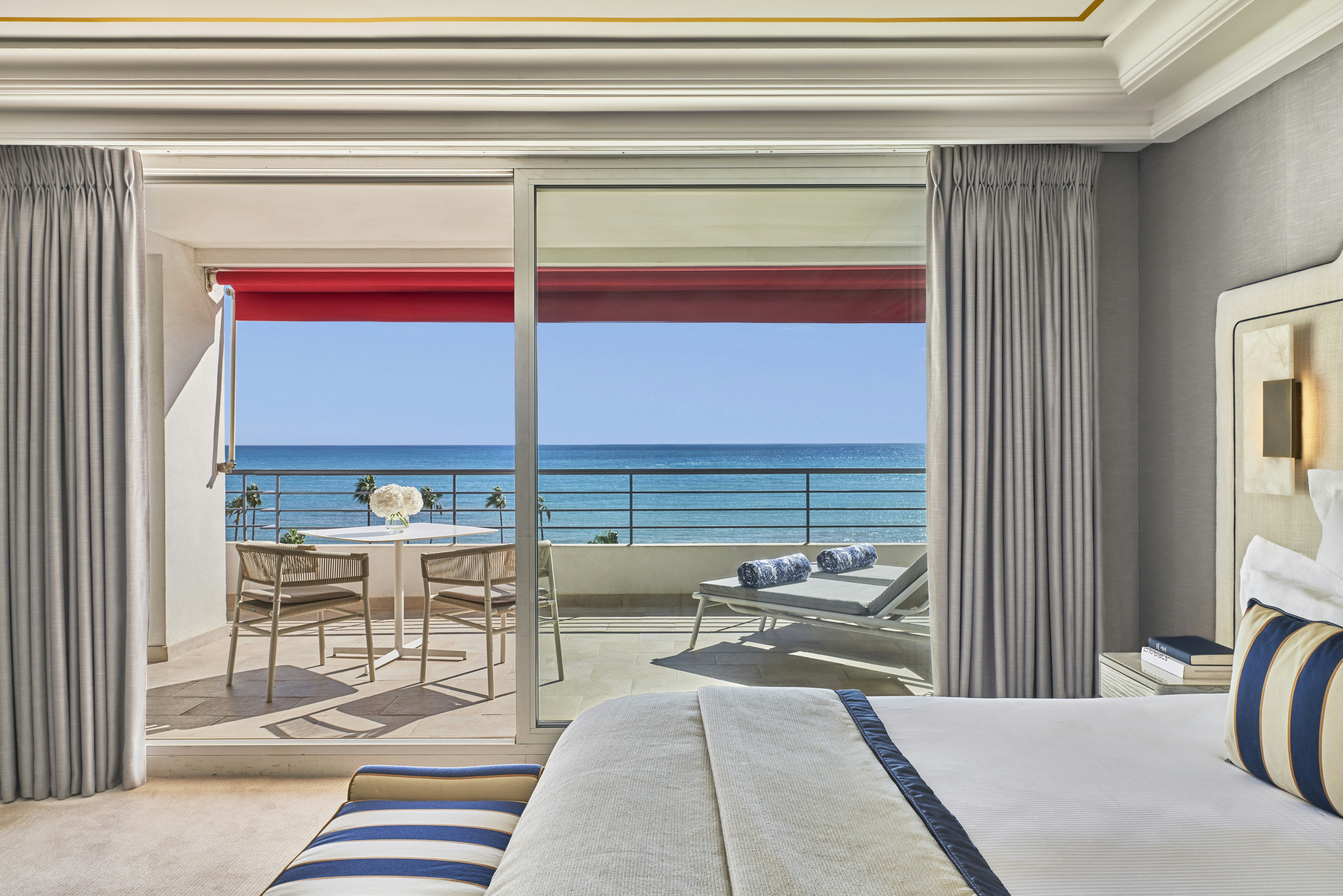 PRESTIGE, SUITE, SEA VIEW, TERRACE